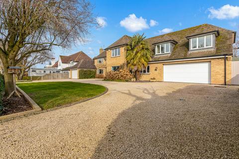 5 bedroom detached house for sale, Fairefield Crescent, Glenfield, LE3