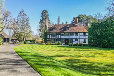 6 bedroom manor house for sale, An Historic 14th Century Manor House In Sandhurst