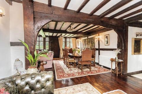 6 bedroom manor house for sale, An Historic 14th Century Manor House In Sandhurst