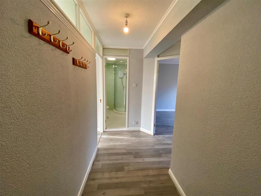 Entrance Hallway.jpg