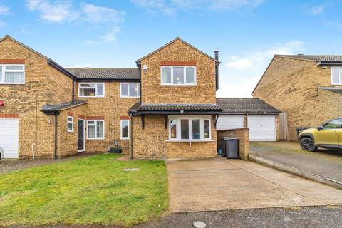 3 bedroom semi-detached house for sale, Trent Avenue, Bedford MK45