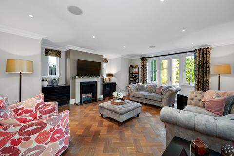 undefined, Lockestone Close, Weybridge, Surrey, KT13