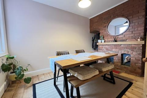 68 Breinton Road, Hereford, HR4 0JX