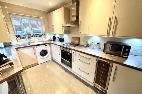 5 Fox Close, Orpington, BR6 6LR