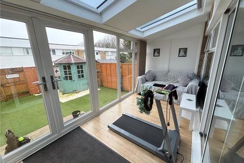 5 Fox Close, Orpington, BR6 6LR
