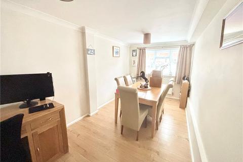 5 Fox Close, Orpington, BR6 6LR