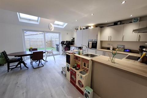 3 bedroom terraced house for sale, Bench Road, Buxton