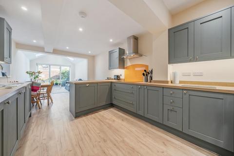 3 bedroom semi-detached house for sale, Willoughby Road, Kingston Upon Thames KT2