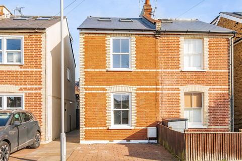 86 Willoughby Road, Kingston Upon Thames, KT2 6LJ