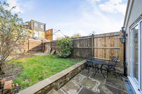 86 Willoughby Road, Kingston Upon Thames, KT2 6LJ