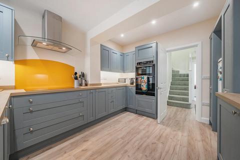 86 Willoughby Road, Kingston Upon Thames, KT2 6LJ