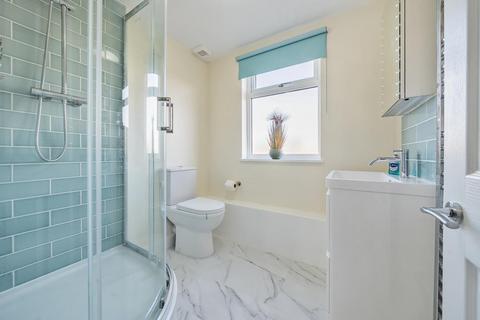 86 Willoughby Road, Kingston Upon Thames, KT2 6LJ