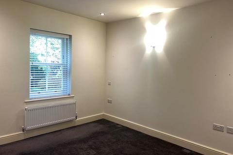 4 bedroom end of terrace house to rent, Chantry Lane, Towcester