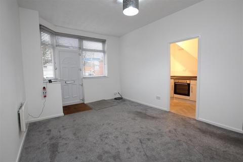 1 bedroom end of terrace house to rent, High Street, Eastleigh