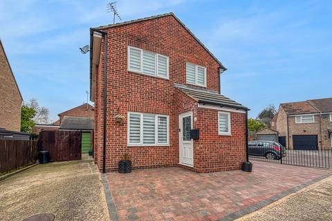 Sainty Close, Wivenhoe, Colchester, CO7