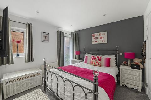 7 Ames Way, Kings Hill, West Malling, ME19 4HT