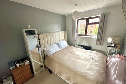17 Amber Close, Bordon, GU35 0XN