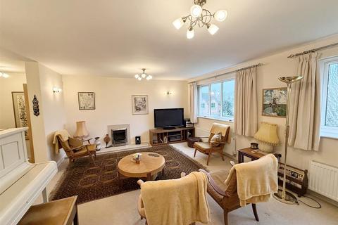 3 bedroom penthouse for sale, Lichfield Road, Four Oaks, Sutton Coldfield