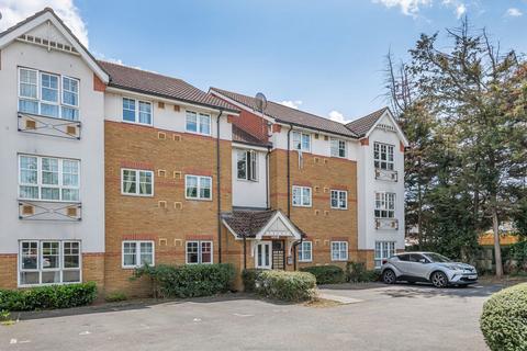 2 bedroom flat for sale, Newcombe Gardens, Hounslow TW4