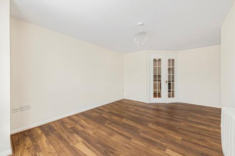 2 bedroom flat for sale, Newcombe Gardens, Hounslow TW4