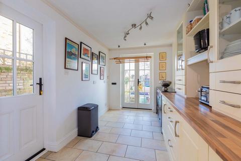 undefined, Furze Road, Maidenhead SL6