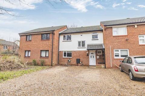 3 bedroom terraced house for sale, Coronation Avenue, George Green SL3