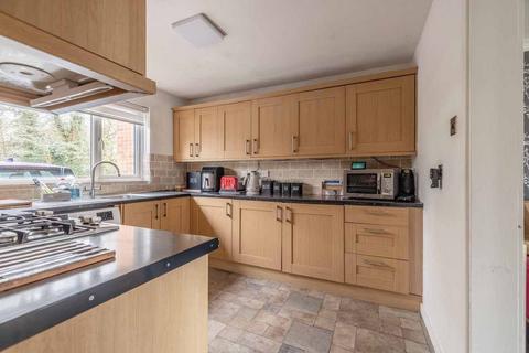 3 bedroom terraced house for sale, Coronation Avenue, George Green SL3