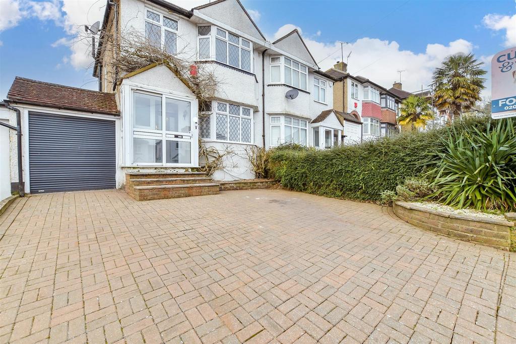 Driveway/Parking