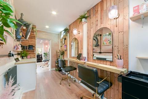 28 Kirby Close, Epsom, KT19 0PW