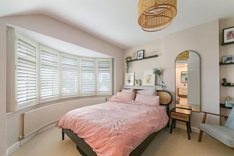 28 Kirby Close, Epsom, KT19 0PW