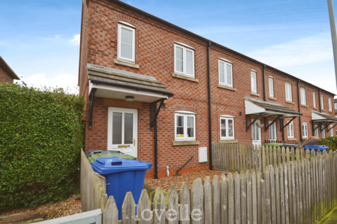 2 bedroom mews for sale, Saunby Grove, Cleethorpes DN35