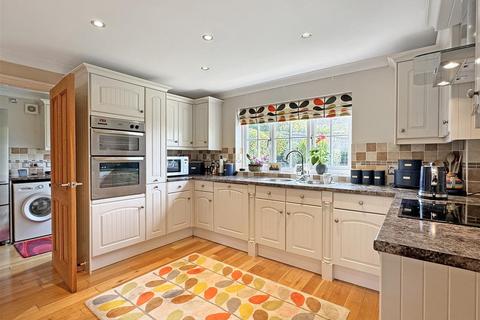 Beech Tree Lodge Hilltop Road, Bideford, EX39 3PA