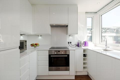 1 bedroom flat for sale, The Water Gardens, Hyde Park, London, W2