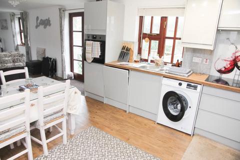 1 bedroom flat to rent, Nantrisack, Cusveorth Coombe, Chacewater - Cornwall, TR4