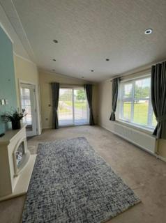 2 bedroom lodge for sale, Twyning