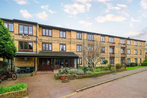 1 bedroom retirement property for sale, Oak Lodge, Cambridge Road, Wanstead