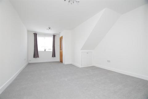 4 Berenger Close, Old Town, Swindon, SN3 1PB