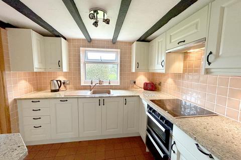 4 bedroom cottage for sale, Beacon Terrace, The Lizard TR12