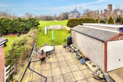 11 Birfed Crescent, Leeds, LS4 2QF