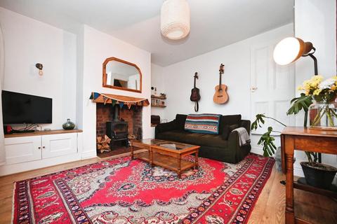 1 bedroom end of terrace house for sale, West End Terrace, Guiseley, Leeds