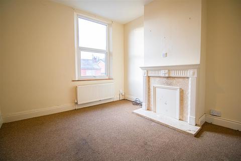 1 bedroom apartment to rent, 1-Bed Flat to Let on Lark Avenue, Penwortham, Preston