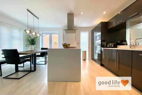 16 Garesfield, Sunderland, SR2 0EQ