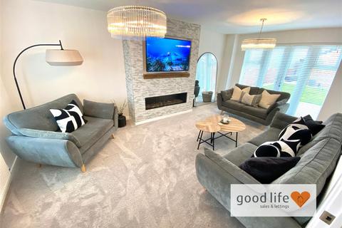 16 Garesfield, Sunderland, SR2 0EQ