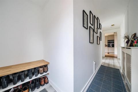 40 Blackberry Lane, Potterne, Devizes, SN10 5NZ