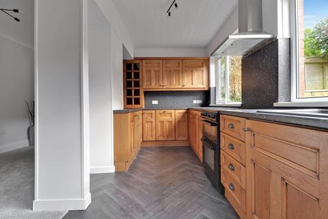 37 Avison Road, Huddersfield, HD4 5TL