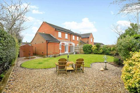 3 bedroom semi-detached house for sale, York Close, Burton Latimer