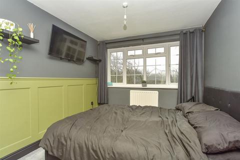 3 bedroom terraced house for sale, Mierscourt Road, Rainham, Gillingham, Kent