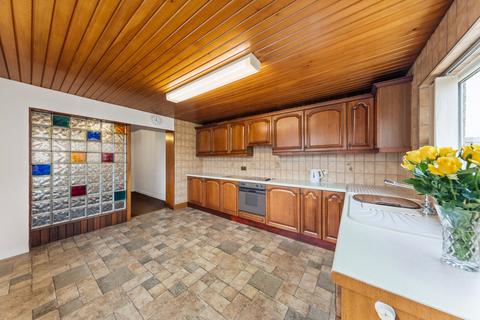 4 bedroom detached bungalow for sale, Oakmere Drive, Penketh, WA5