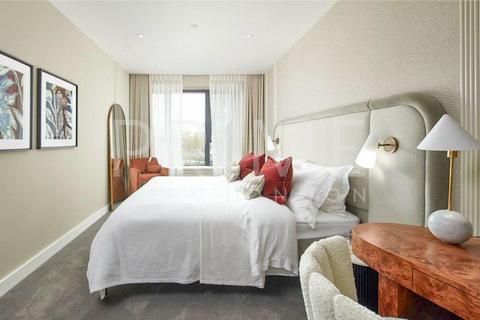 2 bedroom apartment for sale, London Square Nine Elms, Nine Elms, London