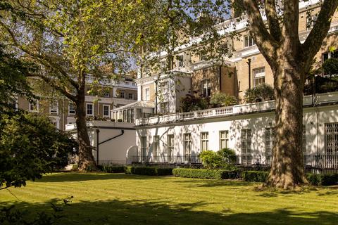 3 bedroom flat for sale, Onslow Gardens, South Kensington SW7